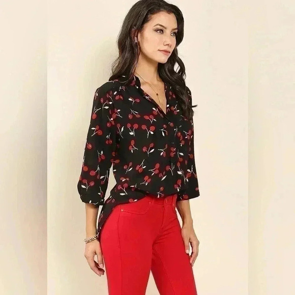 ❤️2/$30❤️[M]Cherry Print Black  V Neck Button LS Chiffon Tunic Blouse - Picture 2 of 8